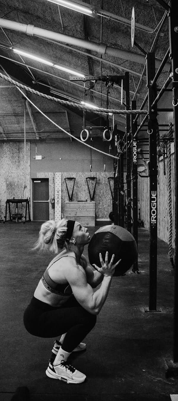 The Biggest Training Mistakes That Are Slowing You Down in HYROX Training