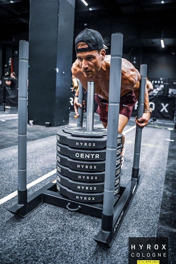 How to Conquer the Sled Push and Maximize HYROX Performance